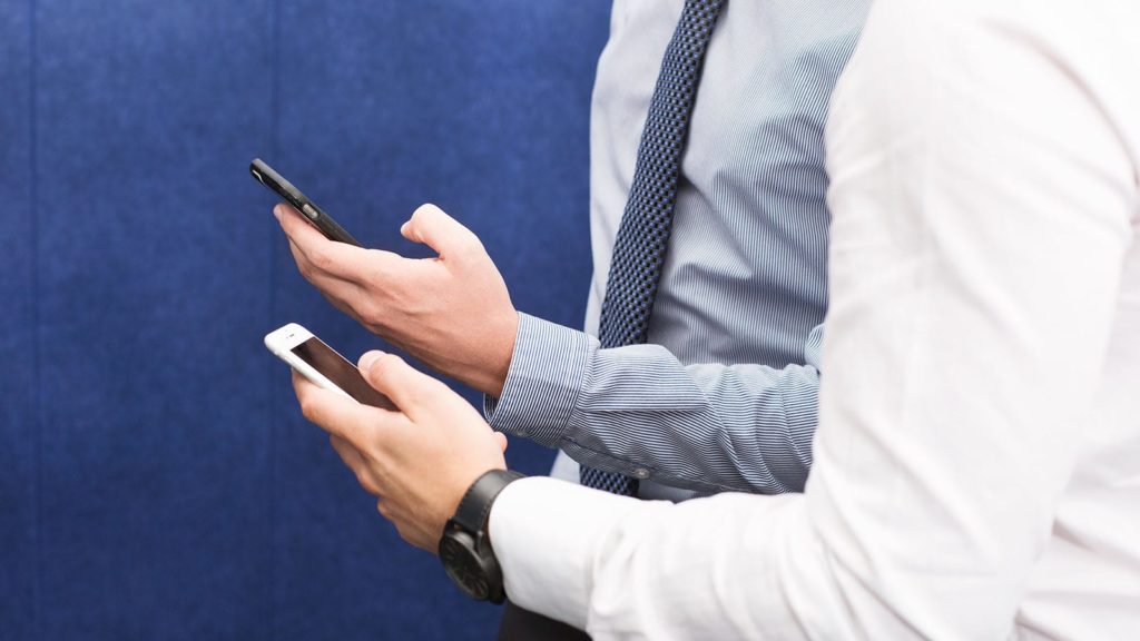 Image for SMS short codes vs SMS long codes: which one is right for you?