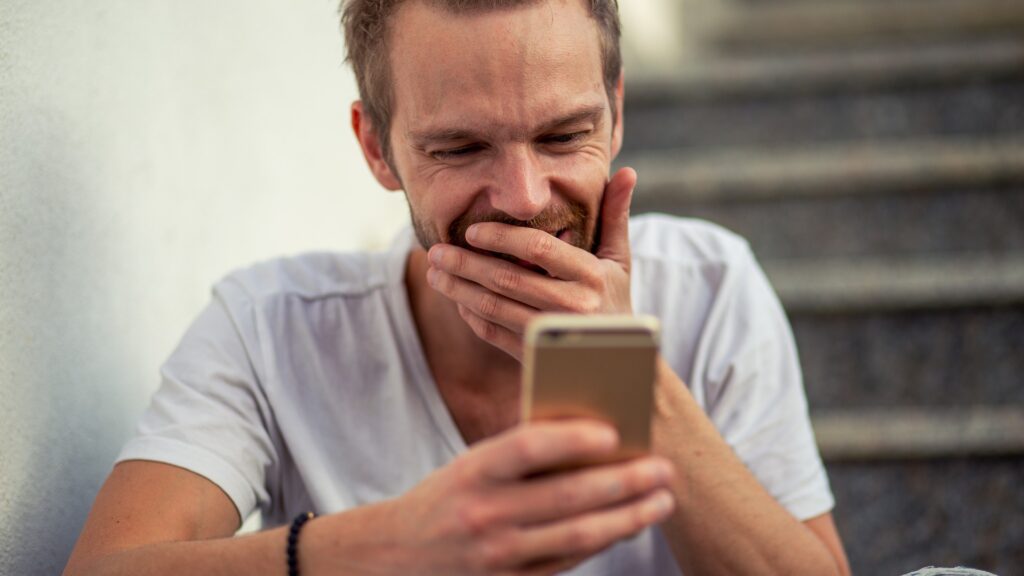 Image for How to start sending a text message newsletter in 2024