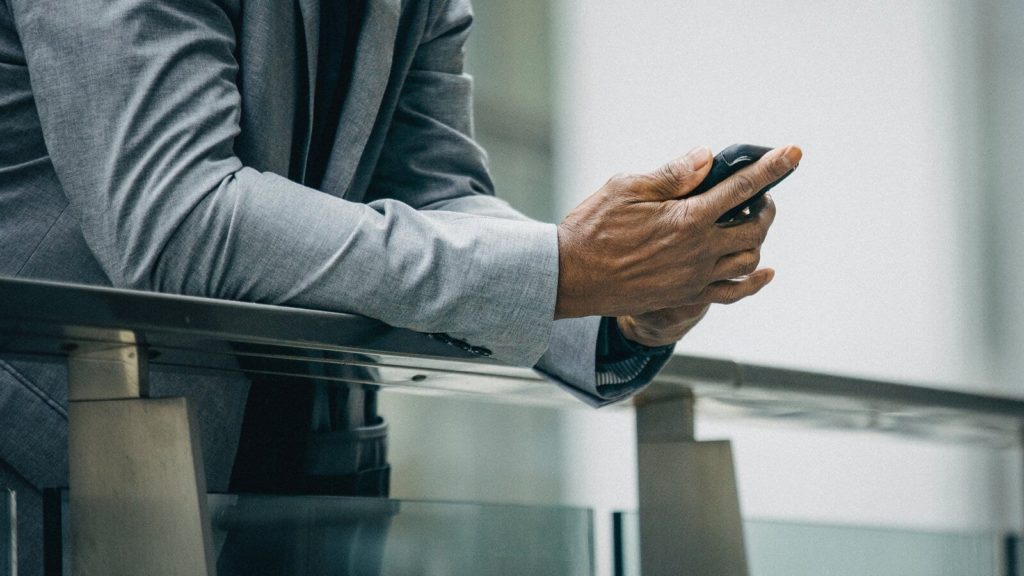 Image for How to send one SMS to multiple numbers online