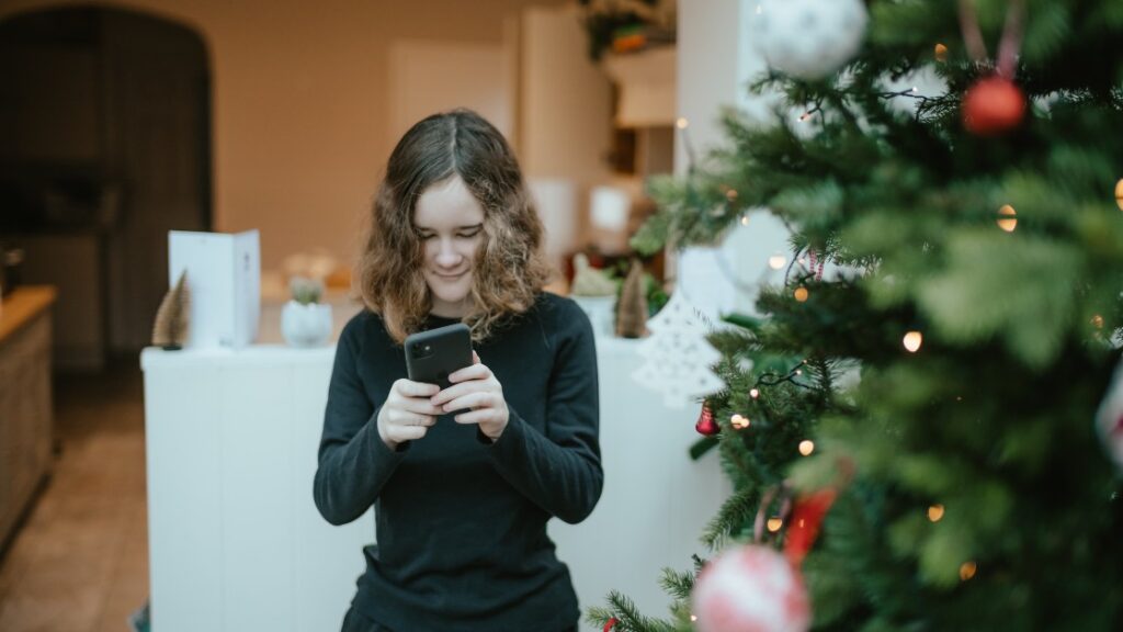 Image for Two e-commerce pros share their holiday SMS marketing results